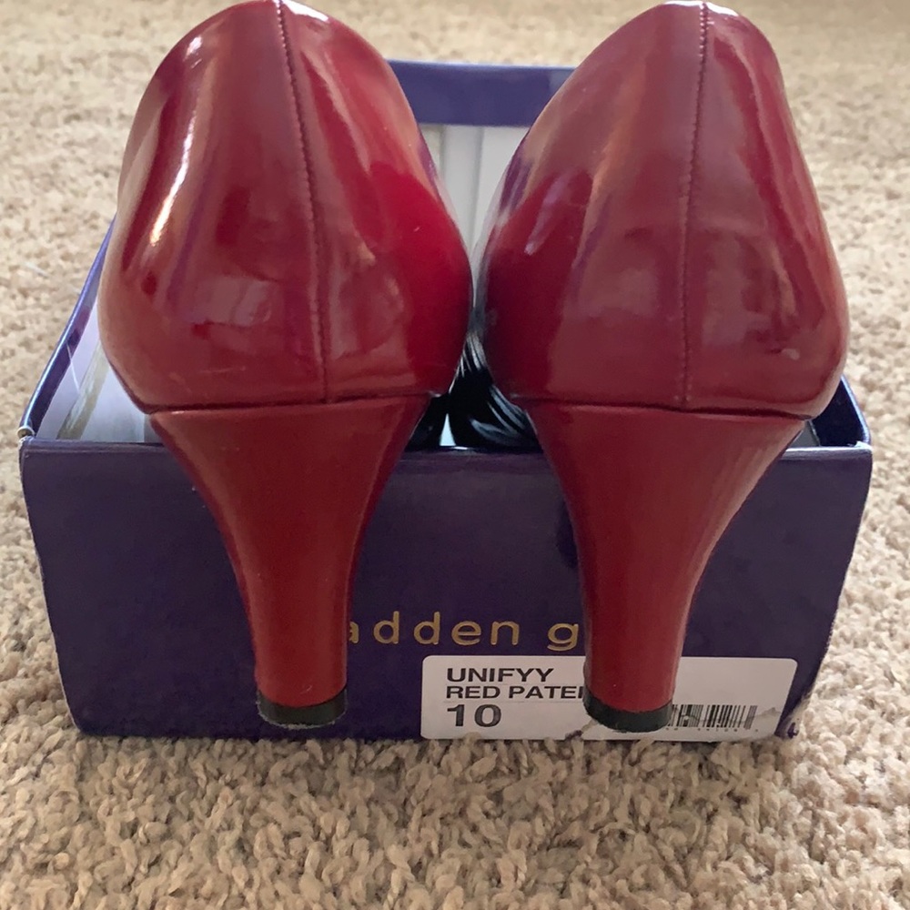 Cute Madden Girl red patent pumps size 10